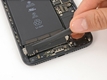 Как происходит замена Taptic Engine iPhone 7 plus: шаг 5 (2)