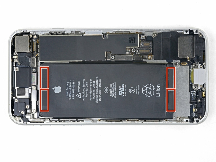 Замена аккумулятора IPhone 8: Батарея